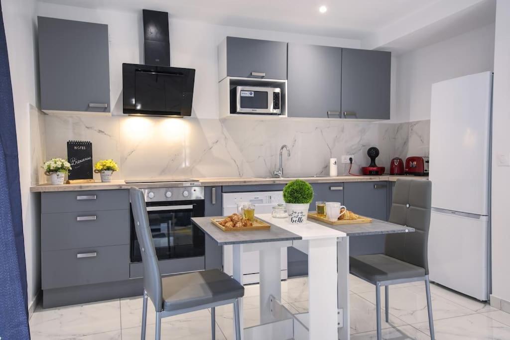 Appt P2 De 1 A 6 Pers A Rognac Apartamento Exterior foto