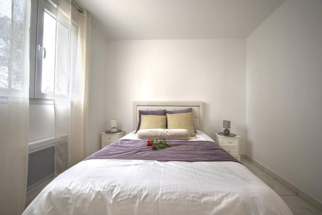 Appt P2 De 1 A 6 Pers A Rognac Apartamento Exterior foto