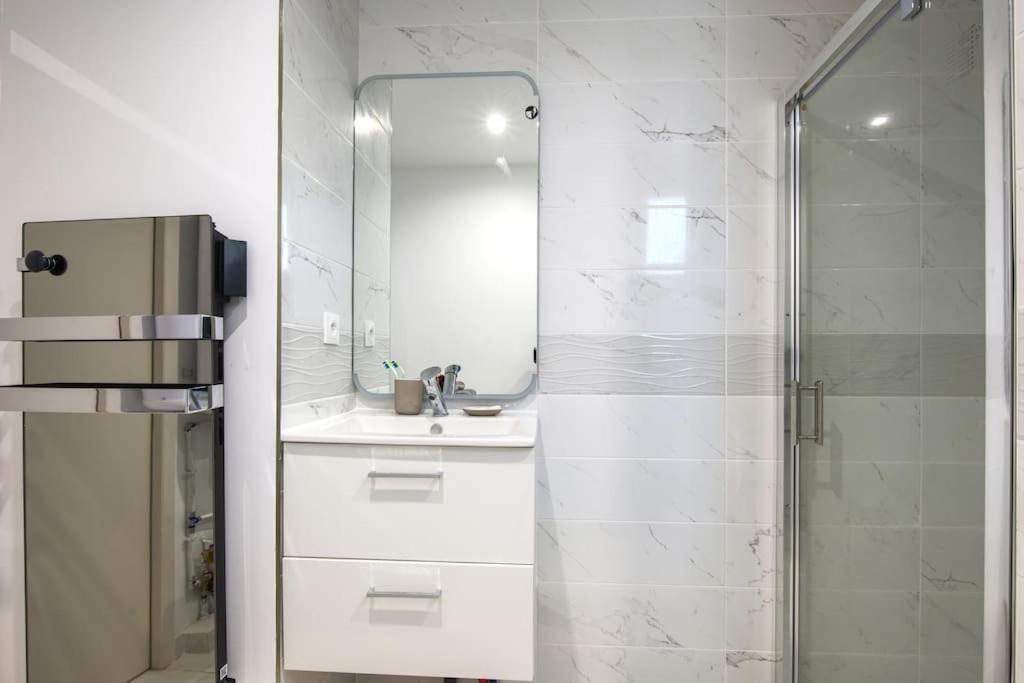 Appt P2 De 1 A 6 Pers A Rognac Apartamento Exterior foto